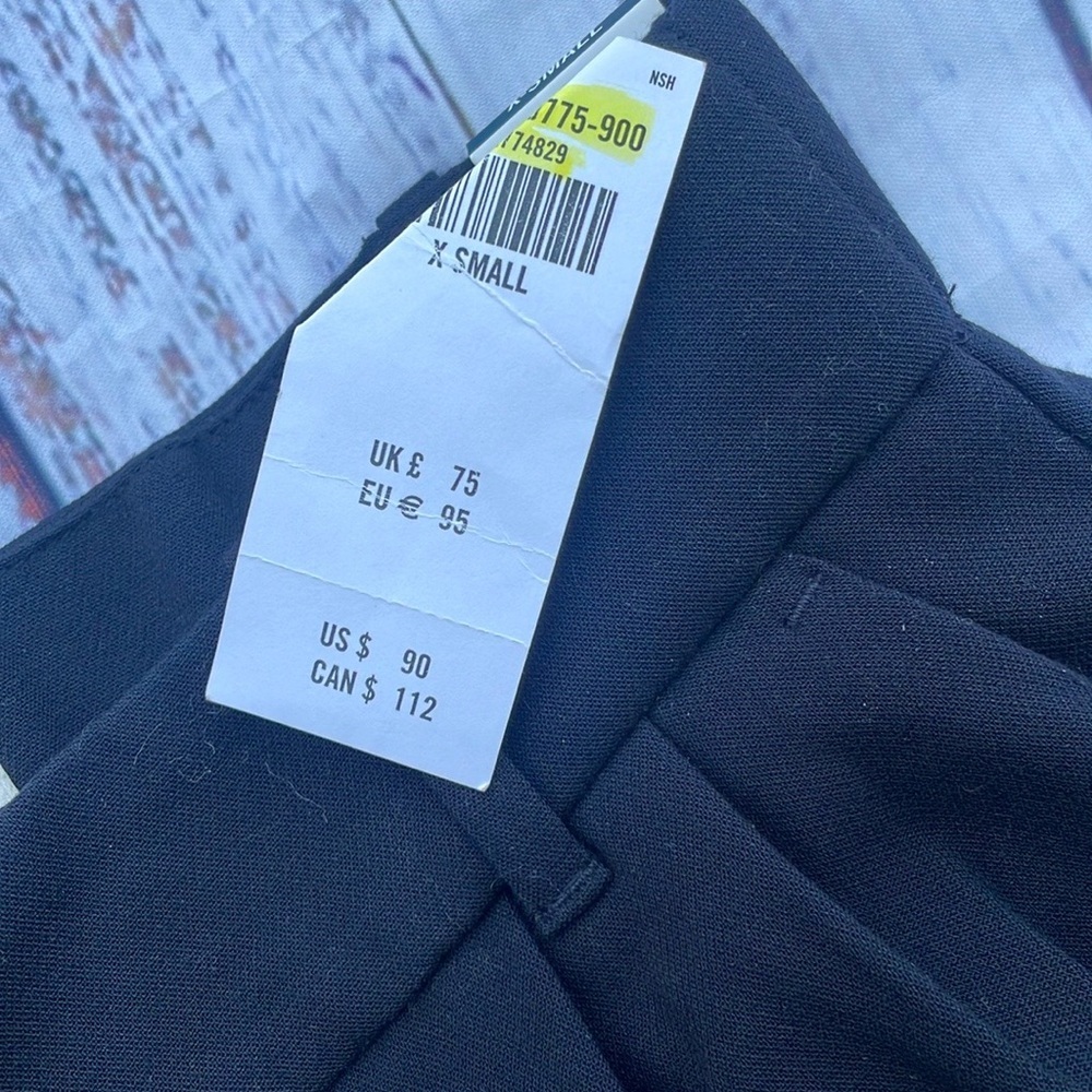 Abercrombie & Fitch Navy Garment - Picture 7 of 12